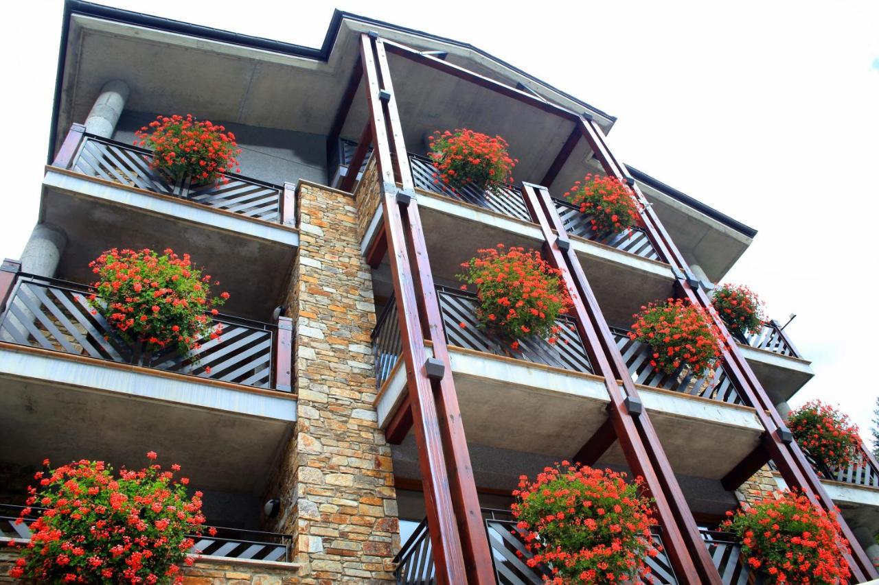Vista Arinsal Apartments エクステリア 写真