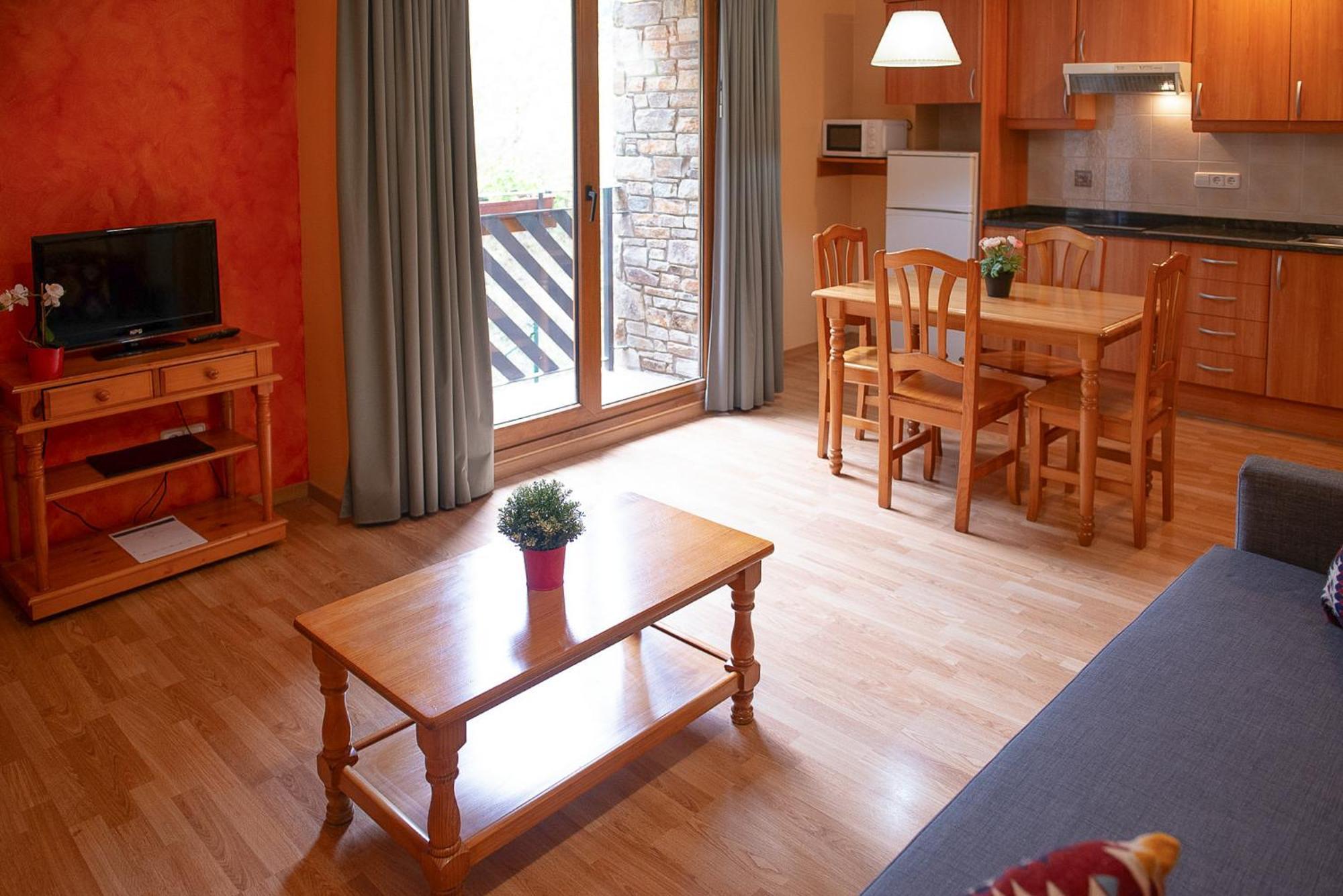 Vista Arinsal Apartments エクステリア 写真